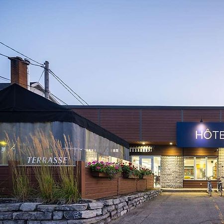 Clarion Pointe La Malbaie Hotel Exterior photo